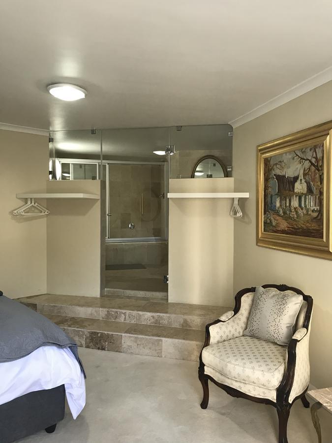 Francolin Manor Bed & Breakfast Hermanus Ngoại thất bức ảnh
